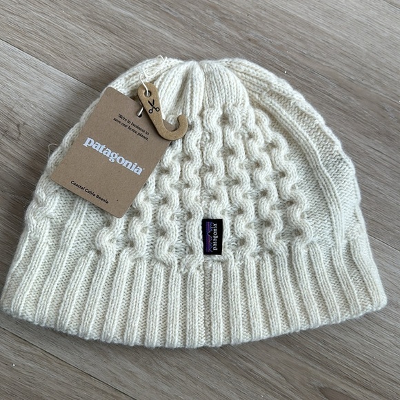 Patagonia Coastal Cable Beanie - Picture 5 of 8